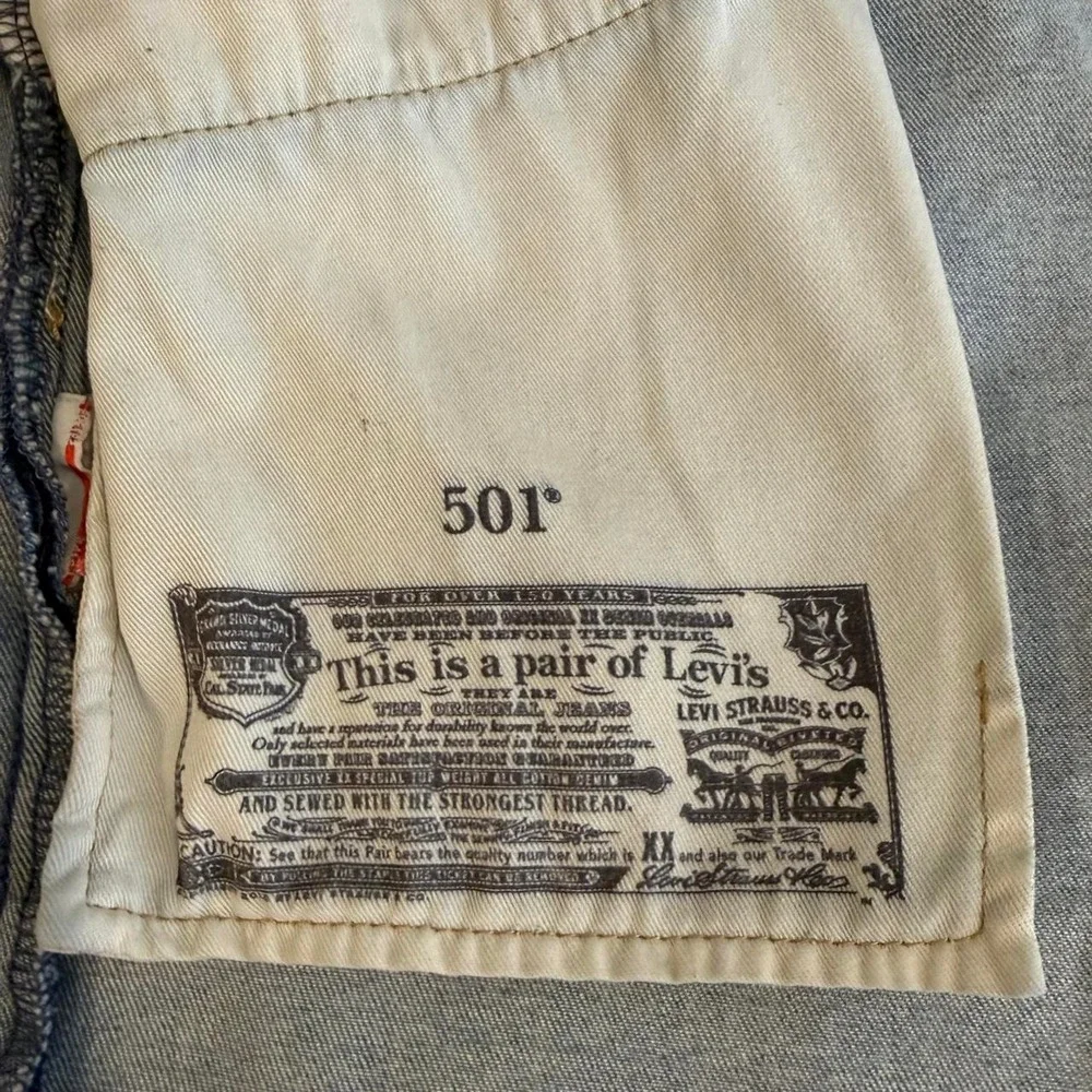 Levis 501 Original Fit Mens Jeans Light Wash Straight Leg W40 L32 Denim